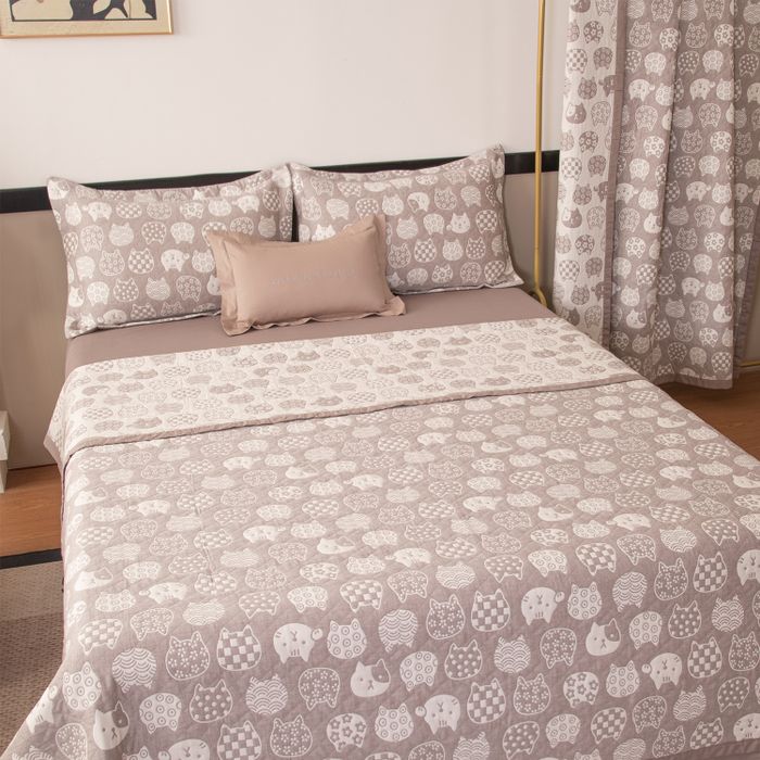 Комплект постельного белья на резинке с покрывалом «Кошачий уют»