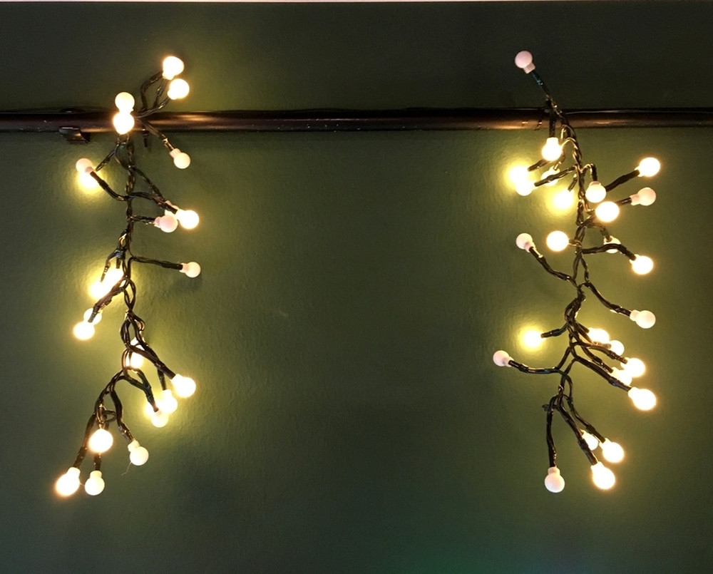 Гирлянда гроздья ягод теплый белый свет 130 LED Luca Lighting