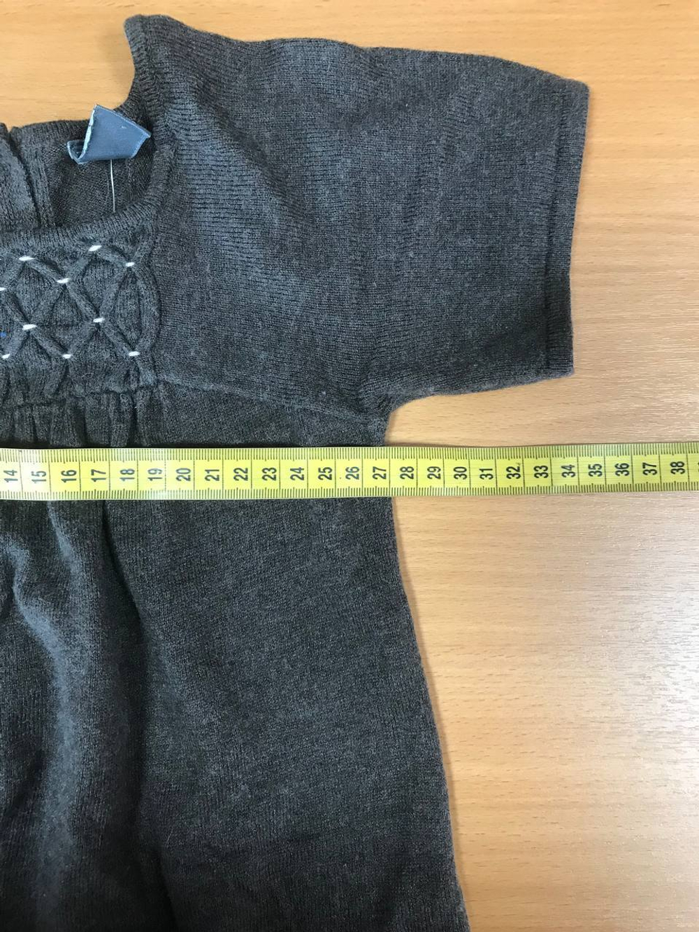 Платье Zara теплое, визуально на 3/4 года