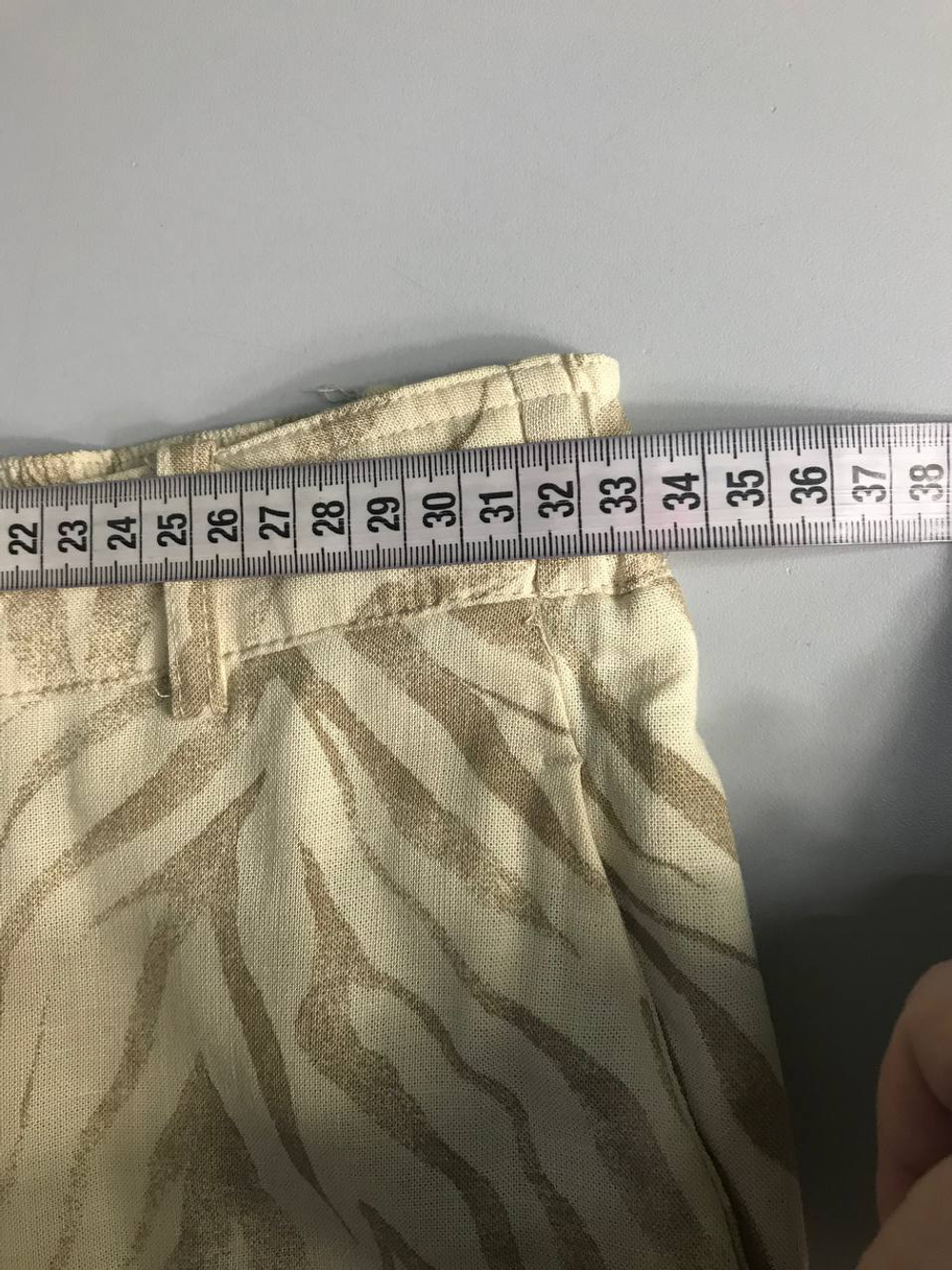 Брюки Mango светлые для путешествий, маркировка XS, визуально на 42 размер