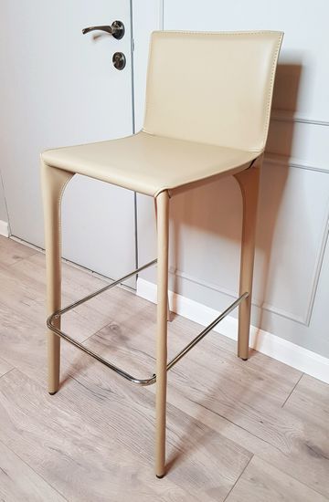 Дизайнерский барный стул Saddle Chair Barstool бежевая кожа