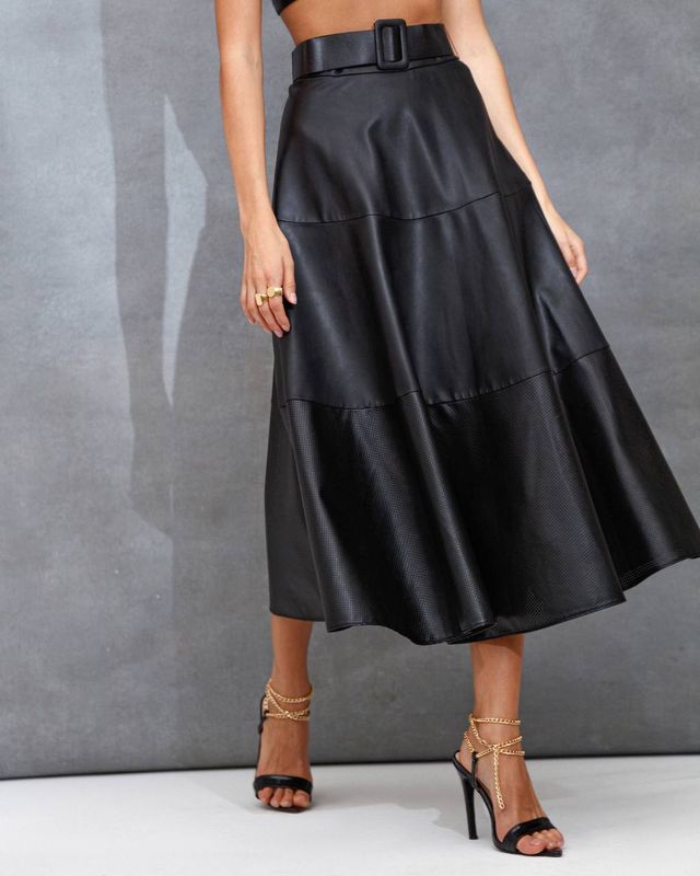 Юбка экокожа, низ перфорация