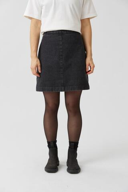 Джинсовая мини-юбка черного цвета