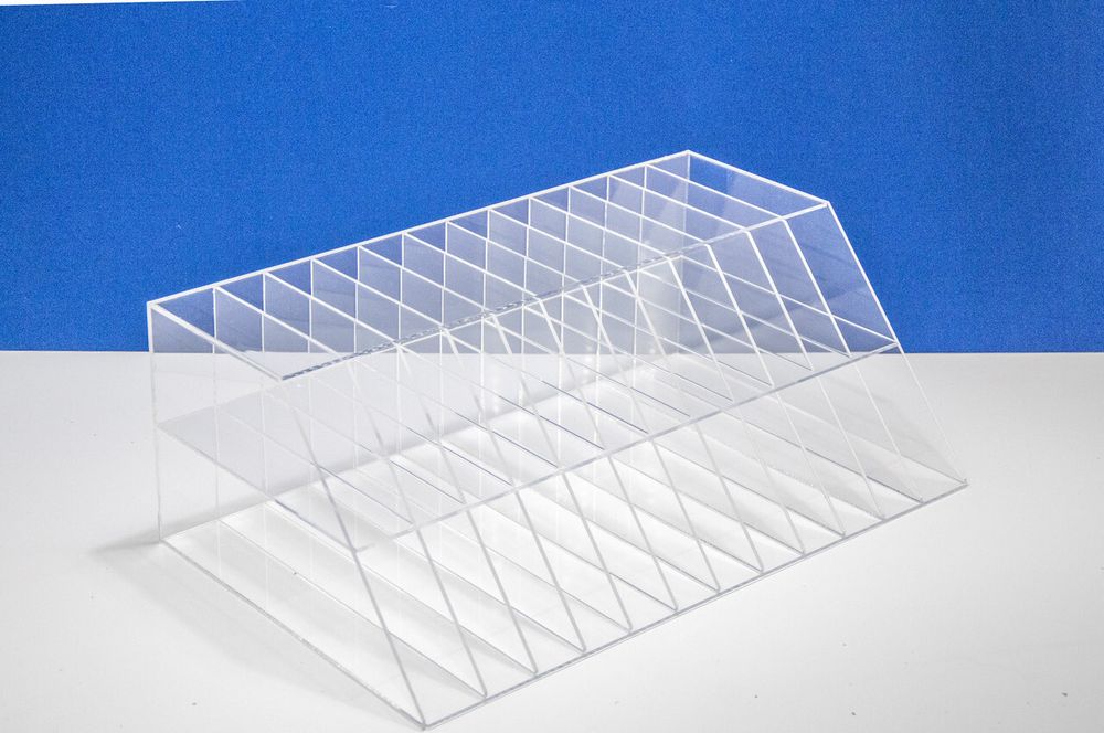 Подставка витрина для линеек 24 ячейки