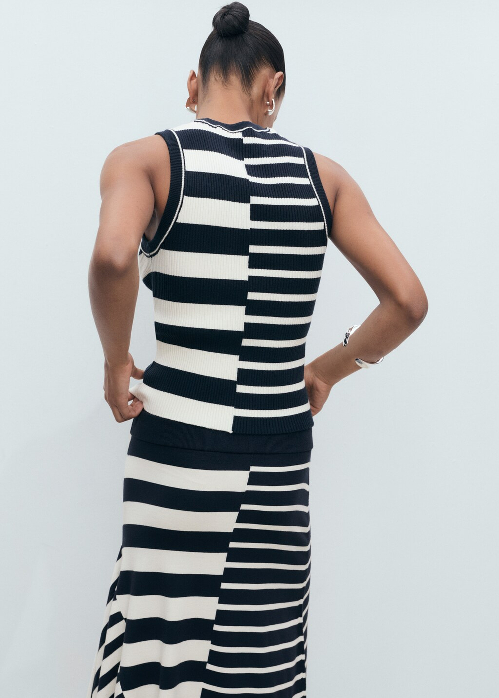 Трикотажный топ в полоску