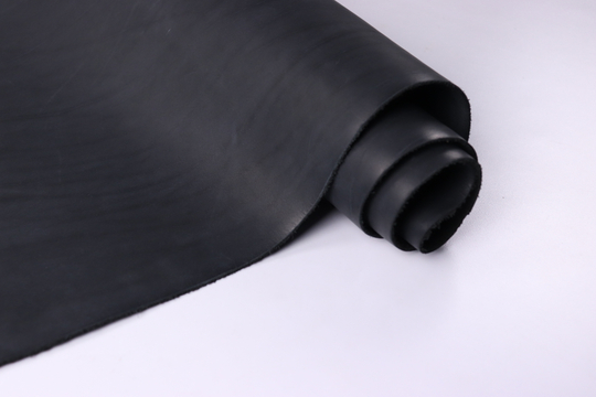 2,6-2,8 Юфть ш/с в воротках черная 97 дм² (КЛ)