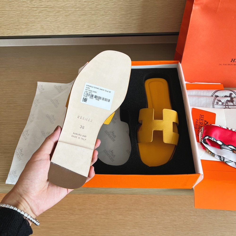 Hermes Oran Sandal