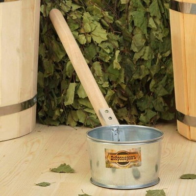 Ковш для бани из оцинкованной стали с деревянной ручкой (объем 700 мл.)