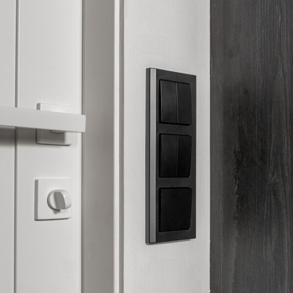 Выключатель двухклавишный (черный матовый)