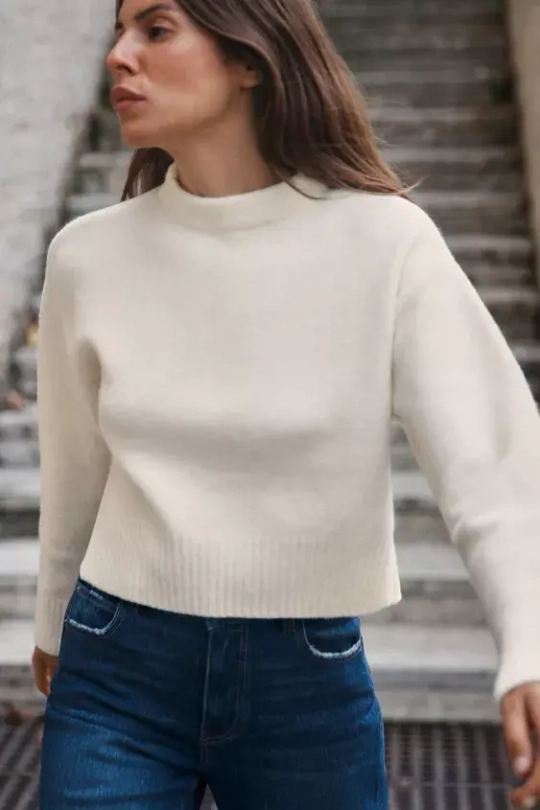 ZARA УКОРОЧЕННЫЙ СВИТЕР ИЗ МЯГКОЙ ТКАНИ, ЭКРЮ