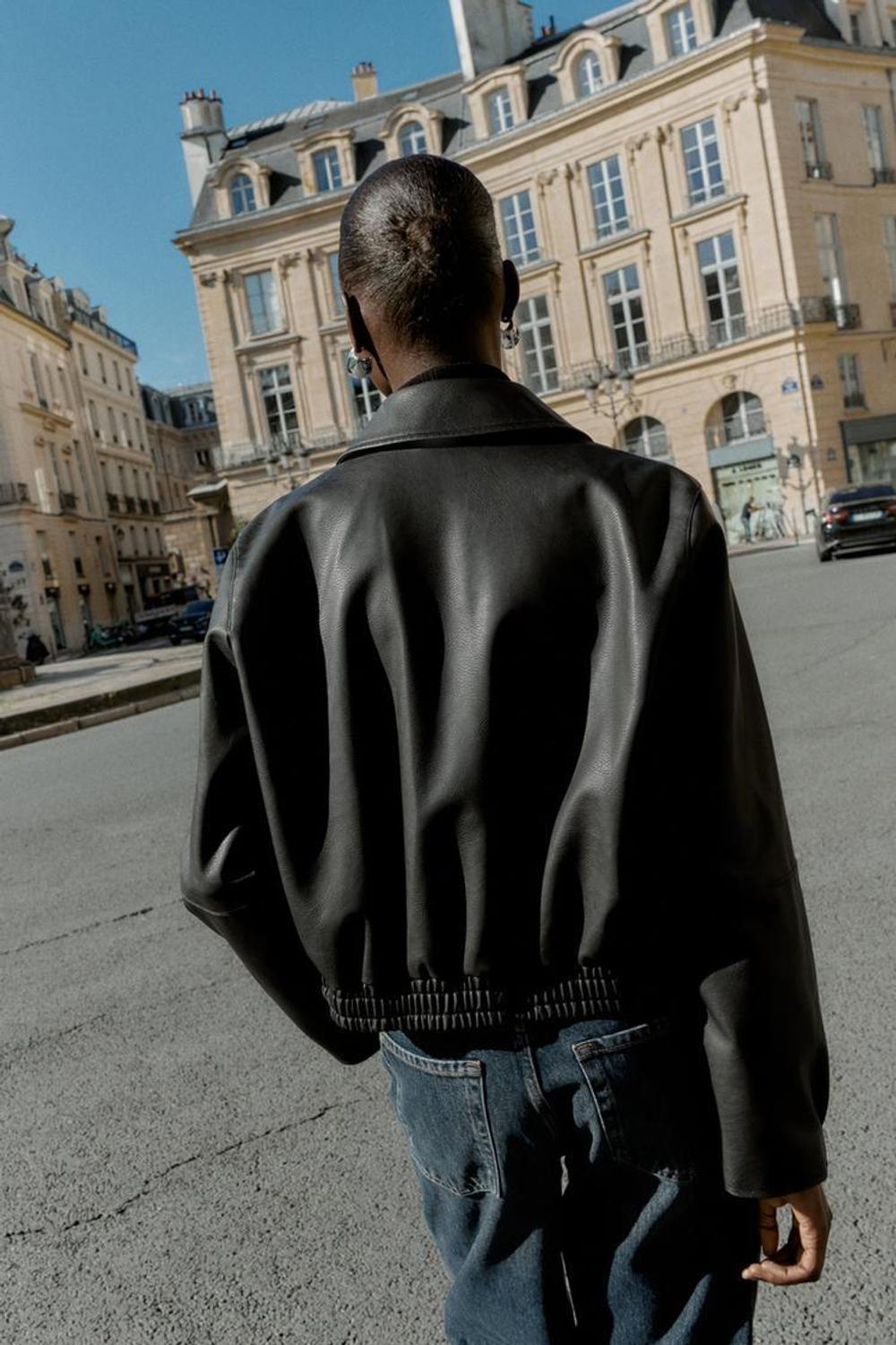 ZARA КУРТКА ИЗ ИСКУССТВЕННОЙ КОЖИ, ЧЕРНЫЙ