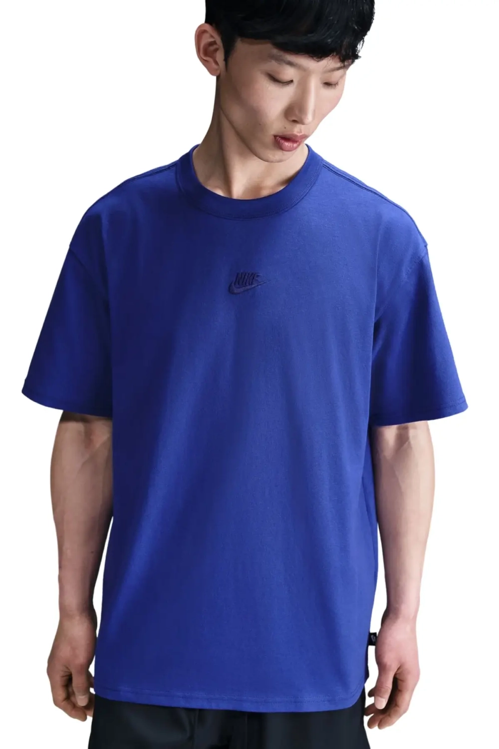 Футболка Nike Sportswear Premium Essentials - синий