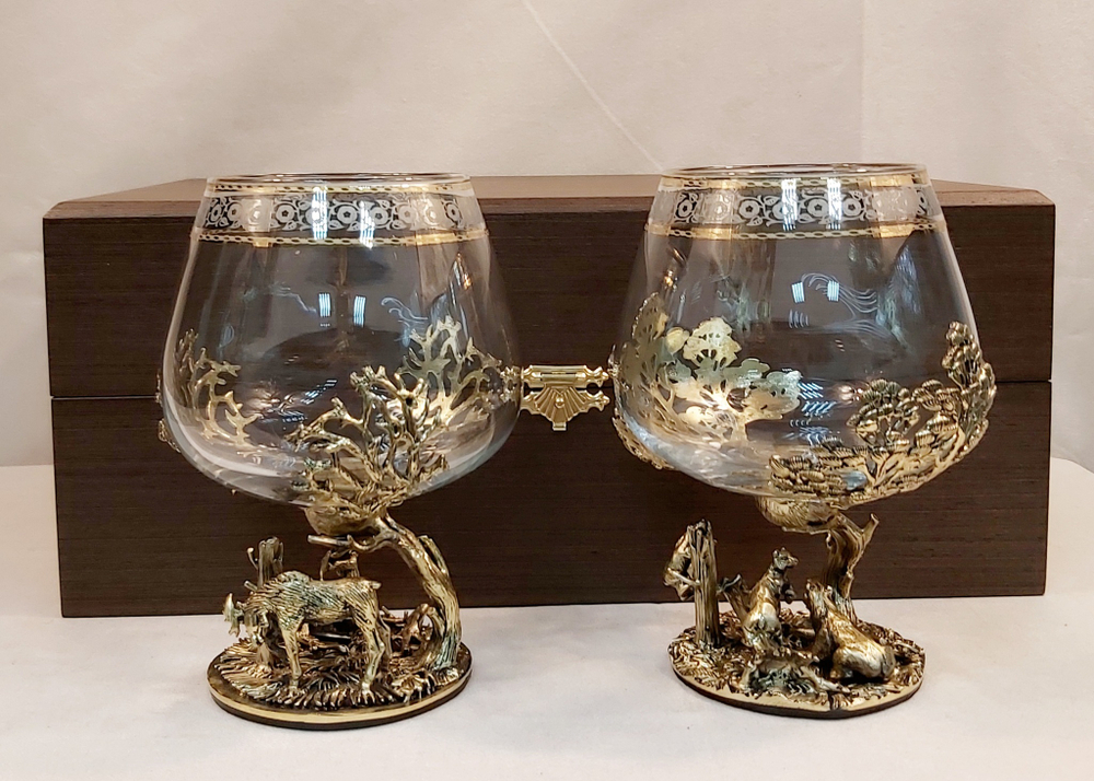 Набор из 2-х бокалов для коньяка "Охота на лося и Мишки в лесу" (подарочный футляр)