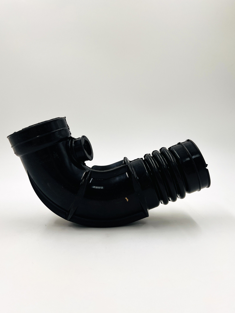 Воздуховод дроссельного патрубка н/о ЕВРО-5 ВАЗ 2123i Нива Шевроле