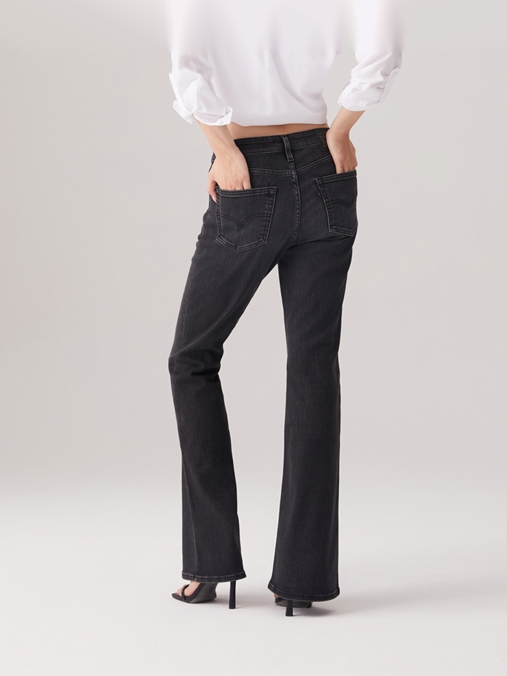 Женские джинсы клеш с завышенной талией Levi's 726 Flare A3410-0112