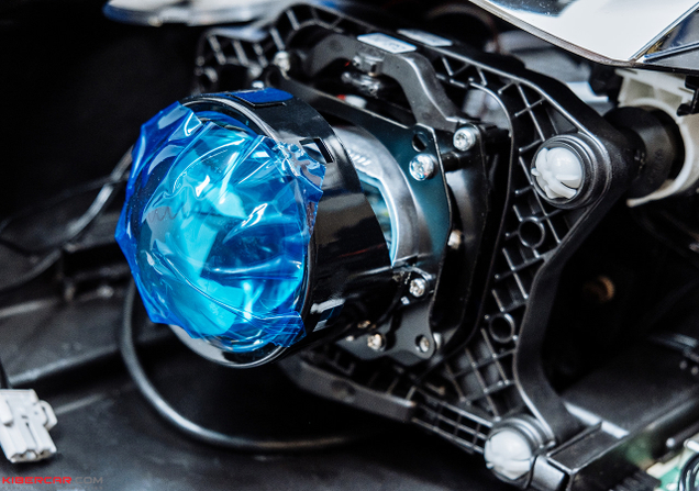 Установка Bi-Led линз со скидкой!