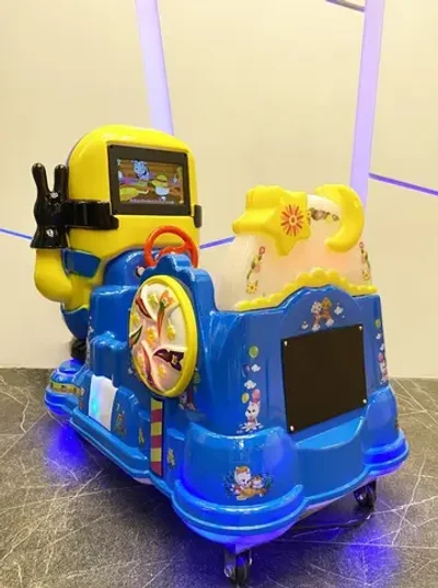 Аттракцион качалка с мультиками «Желтый человечек»