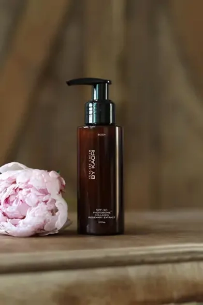 Солнцезащитный крем для тела SPF-30 FLEUR