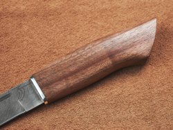 Финский нож Леуку, дамасская сталь, рукоять орех