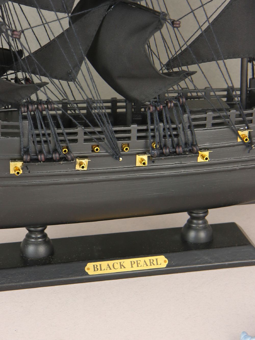 Meteor Lights Модель парусника Черная Жемчужина