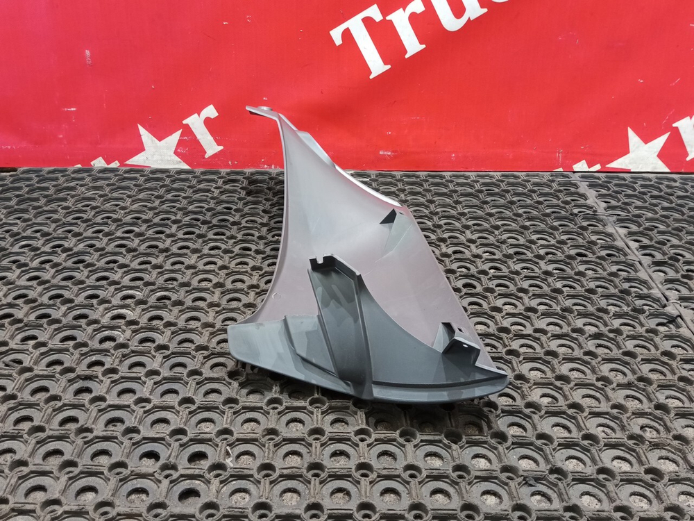 Накладка торпедо правая 2018 год.