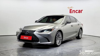 Lexus ES300h 7 Generation Executive (09.2021)