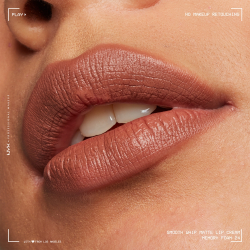 NYX Professional Makeup Smooth Whip Matte Lip Cream - Бархатистая разглаживающая помада, 4 ml