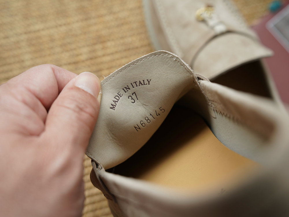 Лоферы из натуральной замши