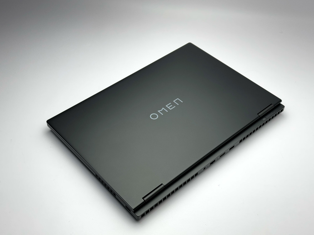 Игровой ноутбук HP Omen Ryzen 7 7840H / RTX 4070 8GB / 16GB / 1TB / 2.5K / 240Hz / Win11 / Русско-Английская клавиатура
