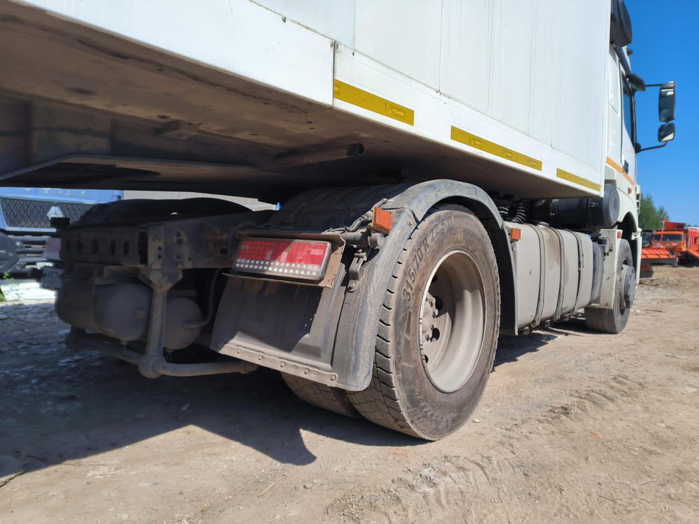 Тонар 9786* Полуприцеп изотермический/рефрижератор 97861 (Рефрижератор)