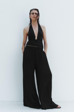 ZARA ТОП С ДРАПИРОВКОЙ И ГОРЛОВИНОЙ ХАЛТЕР, ЧЕРНЫЙ