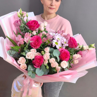 Авторский букет в розовой гамме