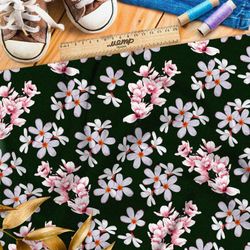 Ткань оксфорд 600 опадающая сакура на тёмно-зелёном фоне