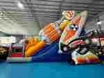 Коммерческий надувной батут с двумя горками «Робот» 8x6x6.5 м