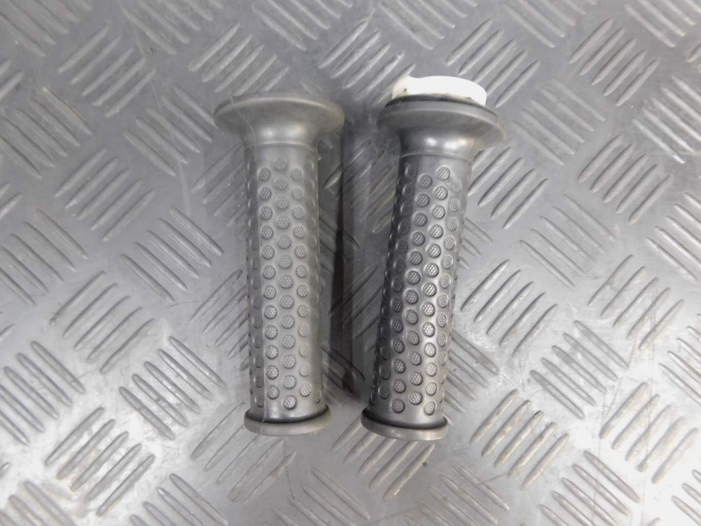 Ручка газа с грипсами Yamaha TDM850 RN03J 2001