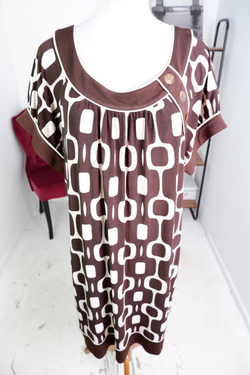 Платье En Focus приятное к телу, маркировка 16, визуально на 48 размер