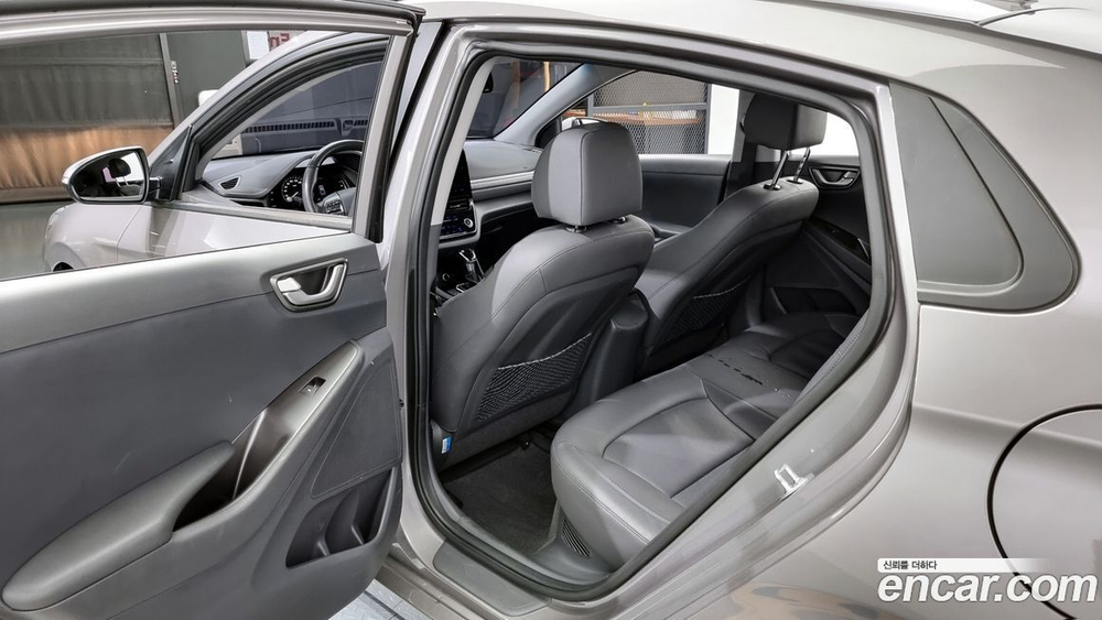 Hyundai The New Ionic Hybrid 1.6 HEV (05.2020)