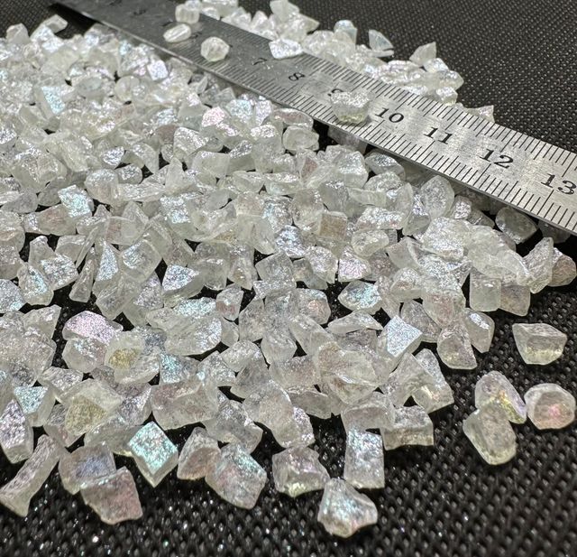 Стеклянная крошка Жемчужная 4