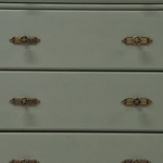 Комод для одежды Сюзанна, деревянный из массива сосны в викторианском стиле