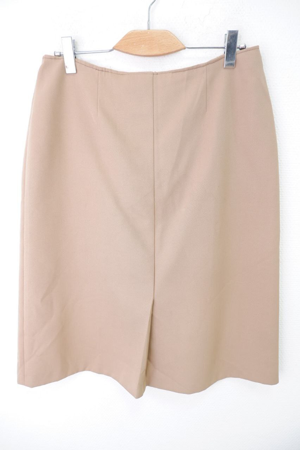 Юбка темно-бежевая 50 размер