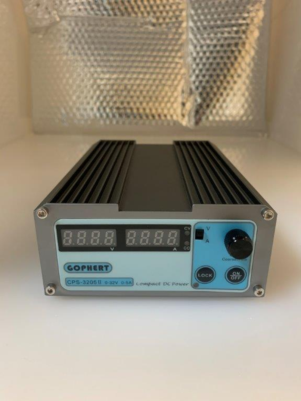 Блок питания Gophert CPS-3205 II