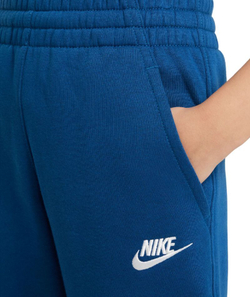 Детские теннисные брюки Nike Kids Club Fleece Jogger - court blue/white - Blue