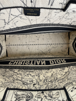 Сумка CHRISTIAN DIOR BOOK TOTE LARGE