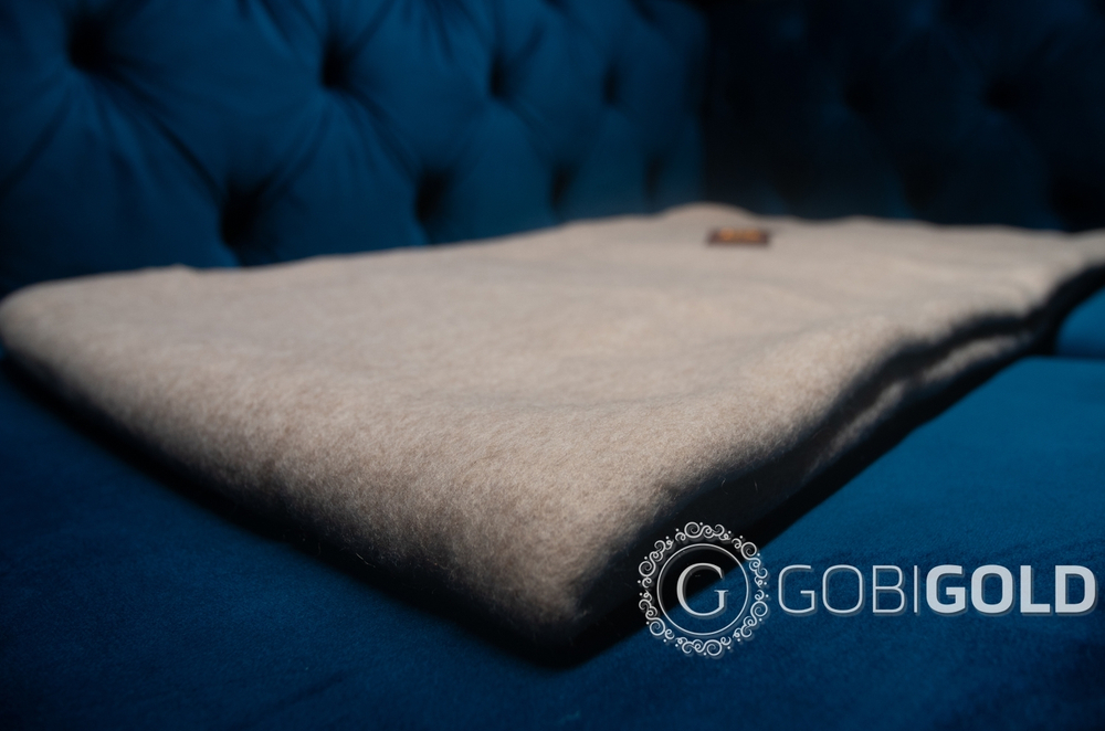 Одеяло детское шерстяное из яка (Монголия) 110х140 см. - серо-бежевое