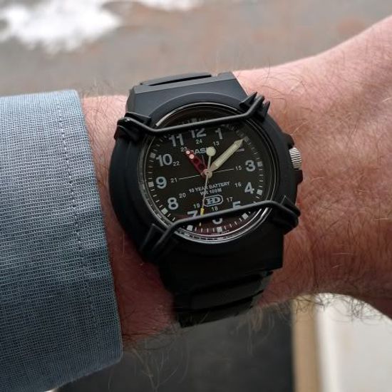 Наручные часы Casio HDA-600B-1B