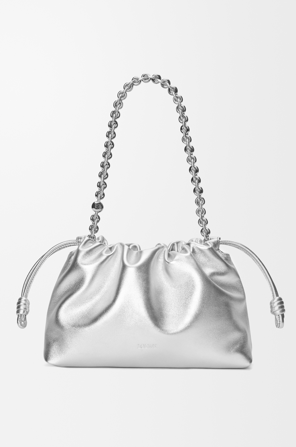 Loewe Средняя сумка-клатч Flamenco из ламинированной овечьей кожи, серебряный