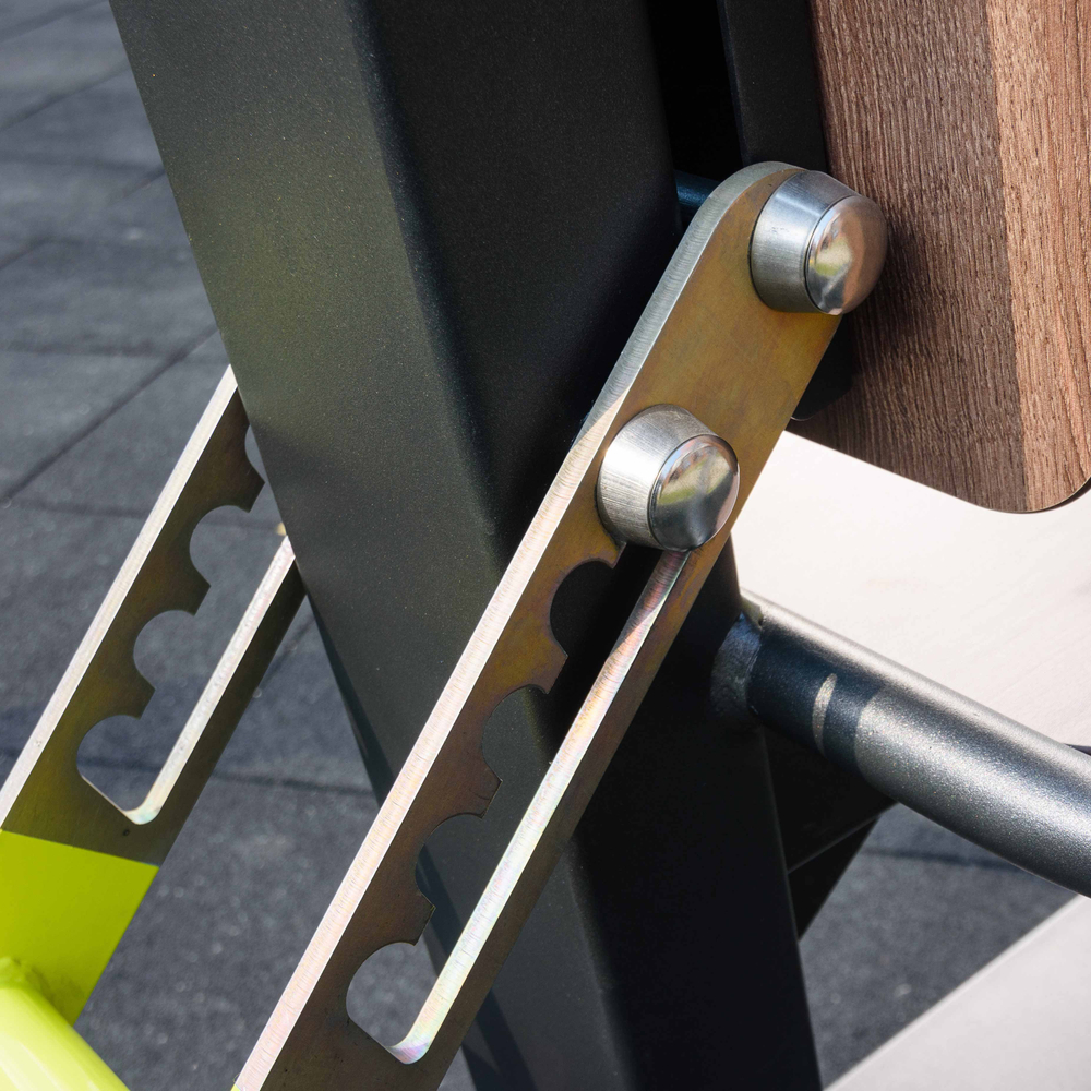 C-1901 Уличный Велотренажер горизонтальный с безынерционным нагрузочным механизмом ZAVODSPORTA