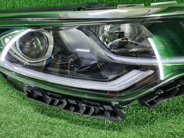 Фара правая Kia Optima 4 JF (2018-2020) галоген