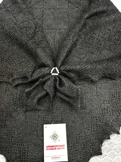 Оренбургский пуховый платок П3-100-07 черный