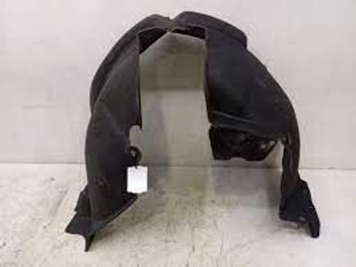 Защита крыльев Renault Kaptur с 2016 г. МКПП перед. лев. (AKRADO)